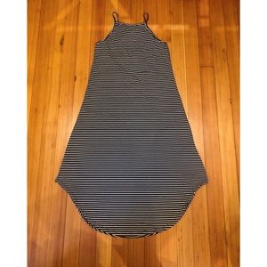 Black & white stripes maxi dress